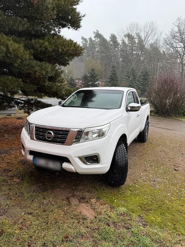 Gebraucht Nissan Navara 163 PS (119 kW) 2017 Weiß Abholung