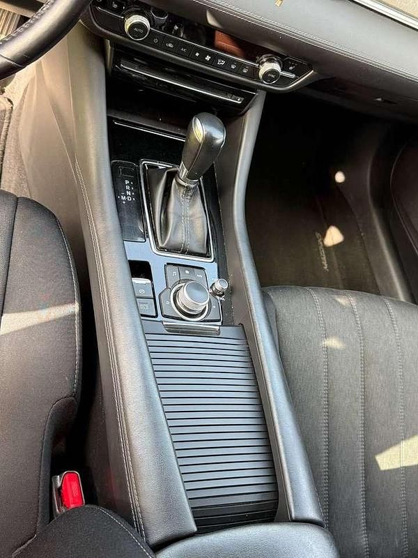 Grau Gebraucht 2019 Mazda 6 Exclusive Kombi | 11.500 € - Bild 1/4