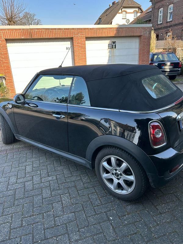 Gebraucht Mini Cooper S Cabriolet 174 PS (127 kW) 2010 Schwarz Cabrio
