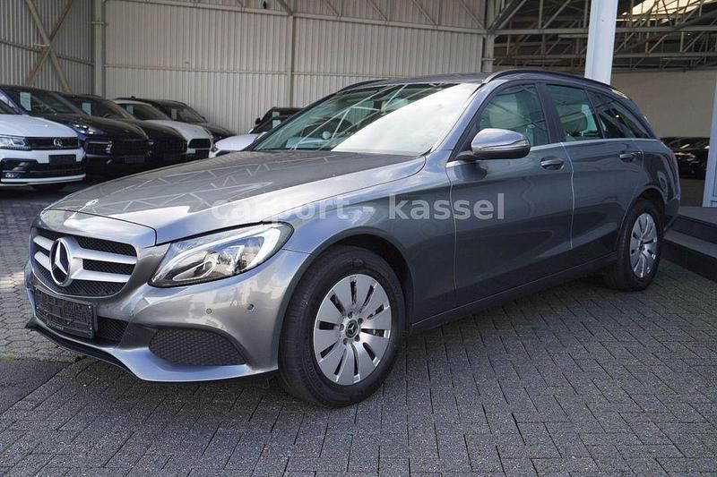 Gebraucht Mercedes C250 204 PS (150 kW) 2017 Grau Kombi