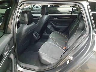 Gebraucht VW Passat Business 204 PS (150 kW) 2025 Grau Kombi