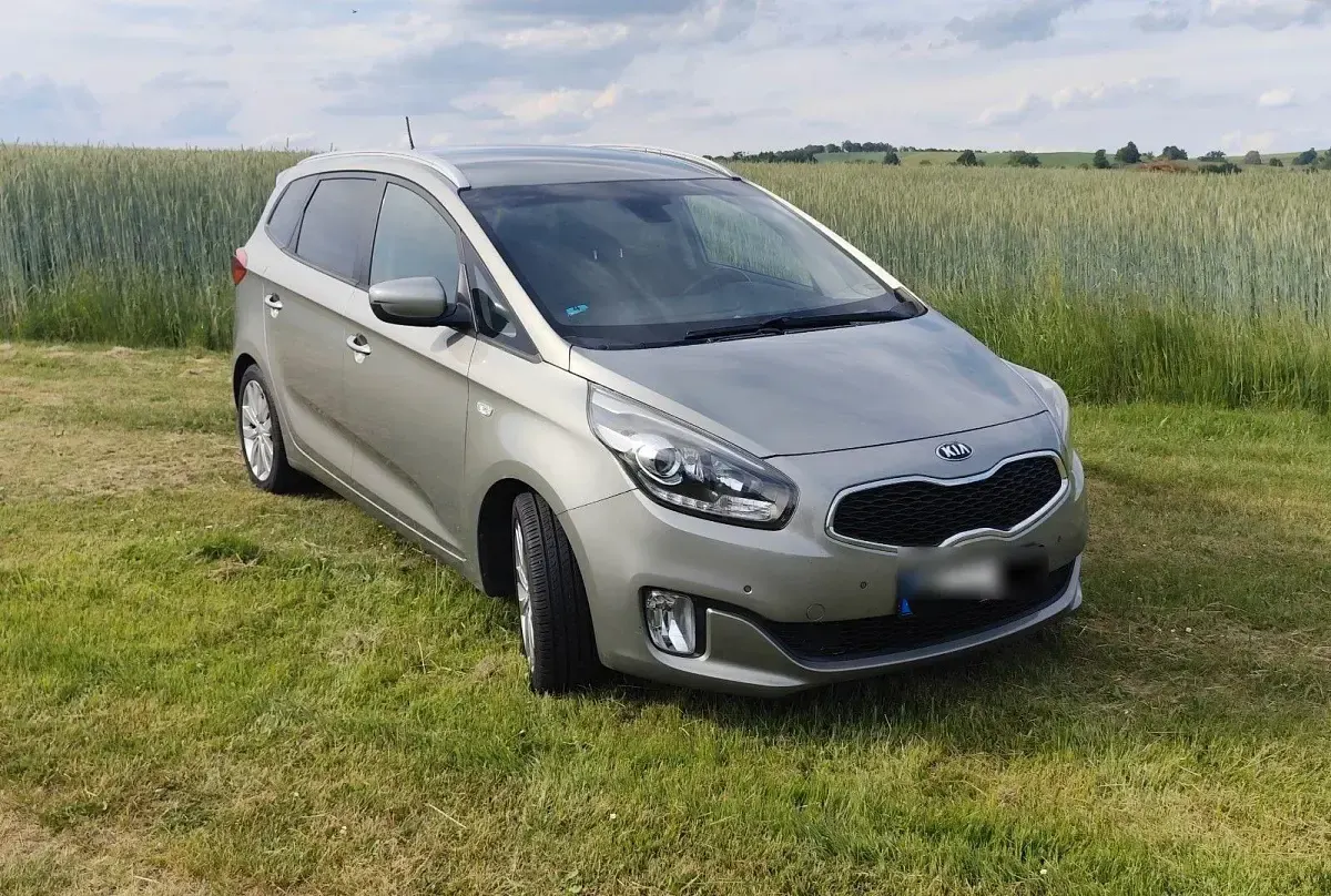 Gebraucht Kia Carens DREAM-TEAM Edition 116 PS (85 kW) 2015 Grau Van / Kleinbus
