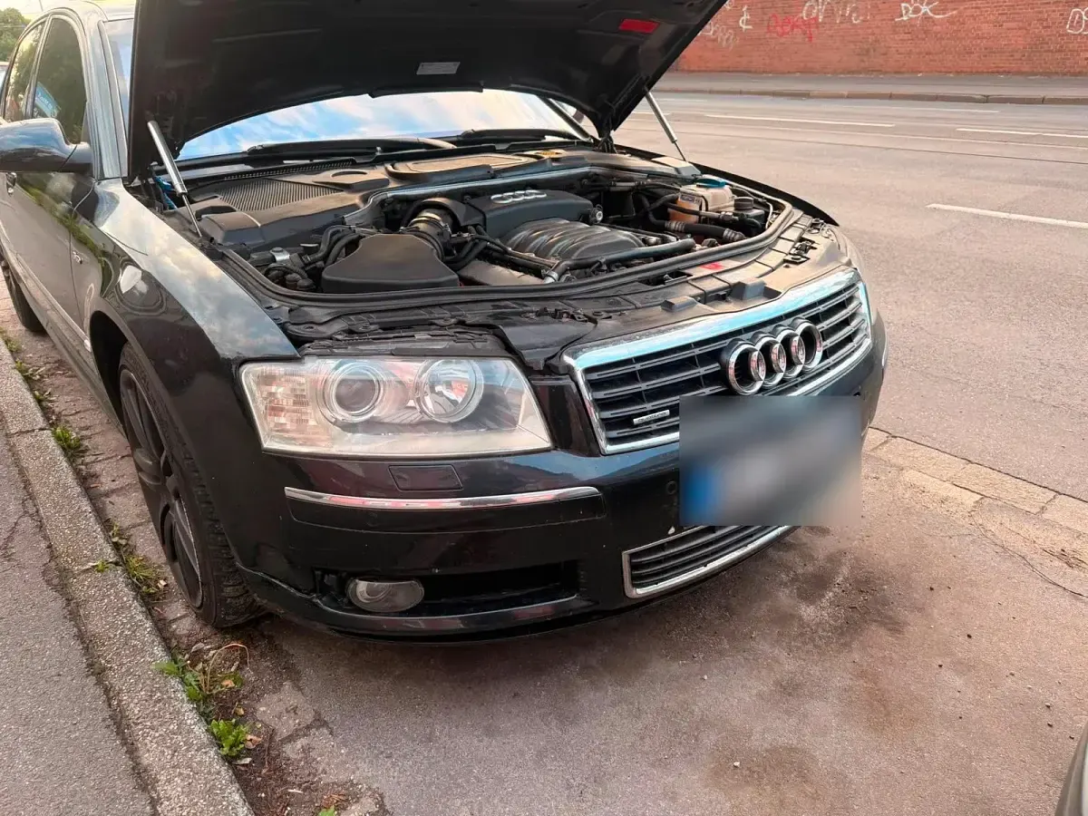 Gebraucht Audi A8 335 PS (246 kW) 2003 Schwarz Limousine