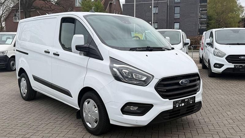 Gebraucht Ford Transit Custom Trend 131 PS (96 kW) 2021 Weiß Van / Kleinbus