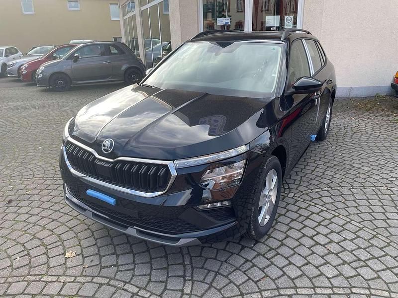 Neu Skoda Kamiq Selection 95 PS (69 kW) 2025 Schwarzmagic perleffekt SUV