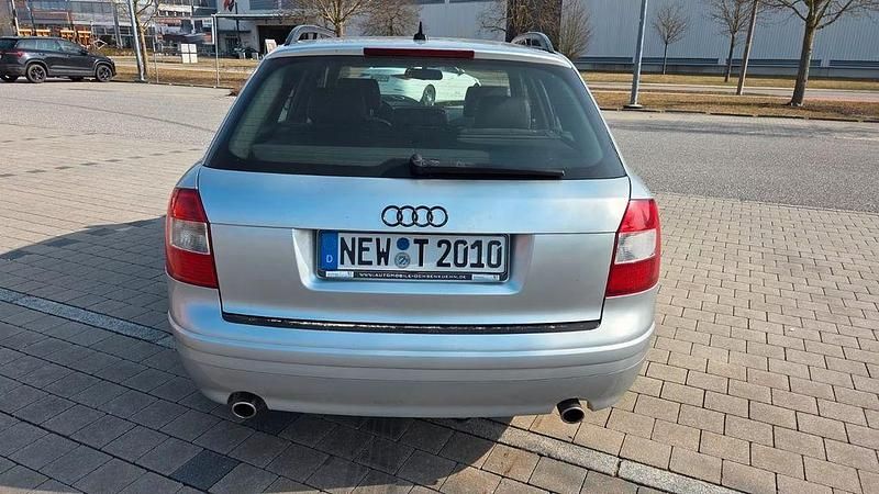 Gebraucht Audi A4 S-Line 170 PS (125 kW) 2002 Silber Kombi