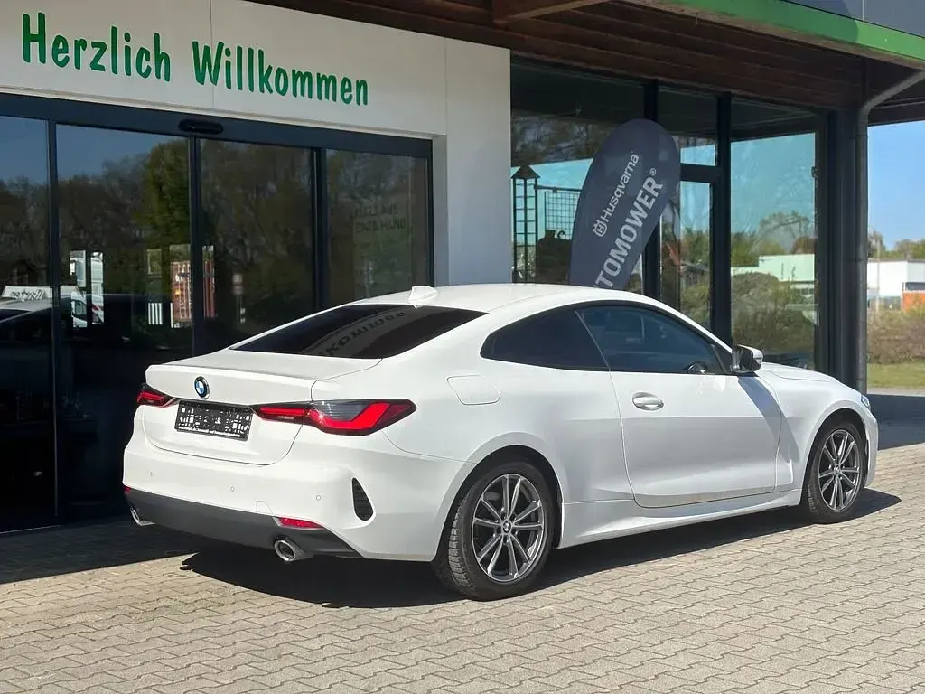 Gebraucht BMW 420 Performance 190 PS (139 kW) 2021 Weiß Coupé