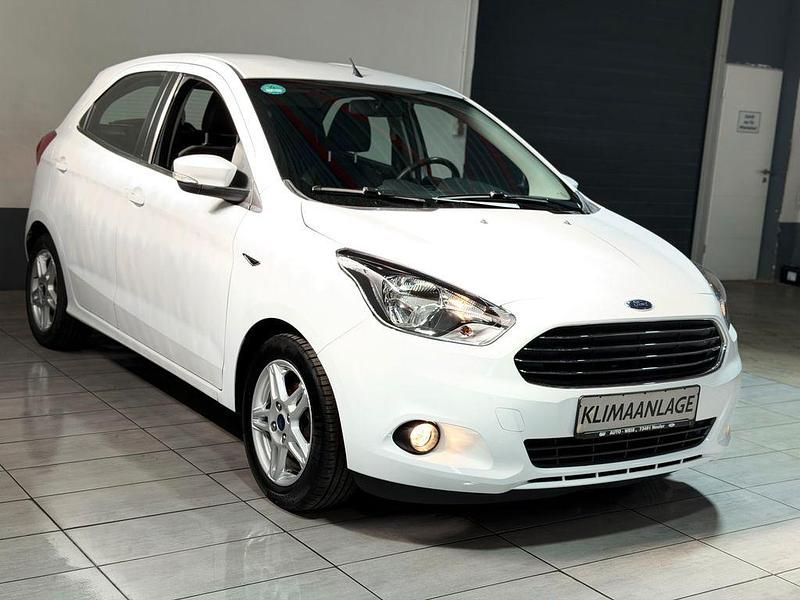 Gebraucht Ford Ka Plus Cool & Sound Edition 86 PS (63 kW) 2018 Weiß Kleinwagen