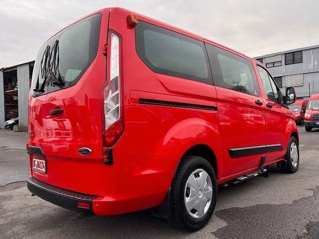 Gebraucht Ford Transit Custom 105 PS (77 kW) 2019 Rot Van / Kleinbus
