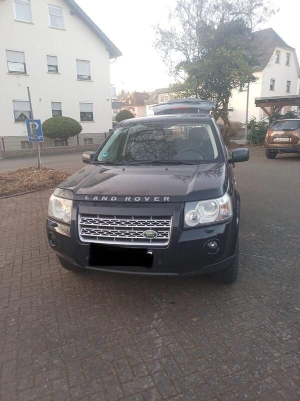Schwarz Gebraucht 2009 Land Rover Freelander 2 SE SUV | 6.200 € (Fairer Preis) - Bild 1/4
