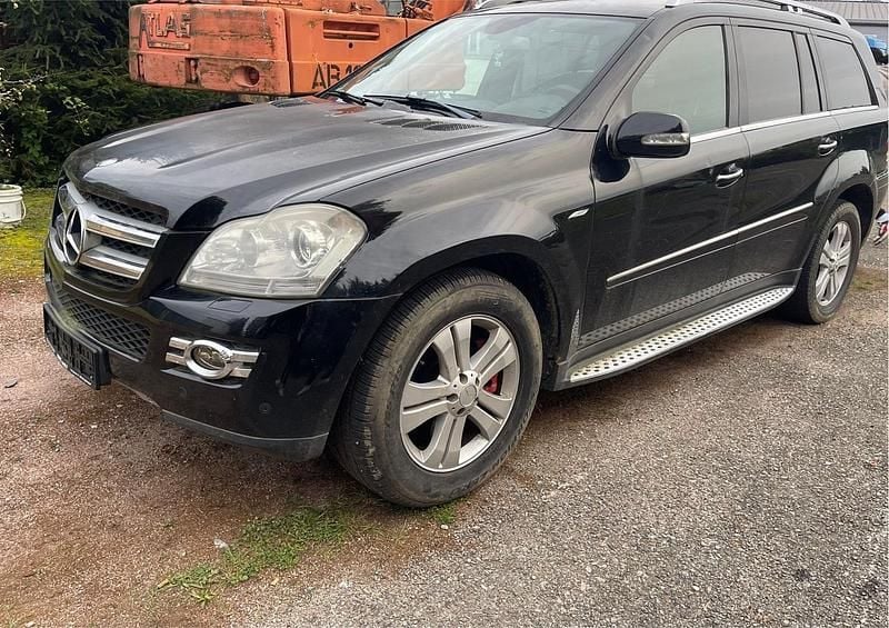 Schwarz Gebraucht 2008 Mercedes GL320 SUV | 4.500 € (Superpreis) - Bild 1/4