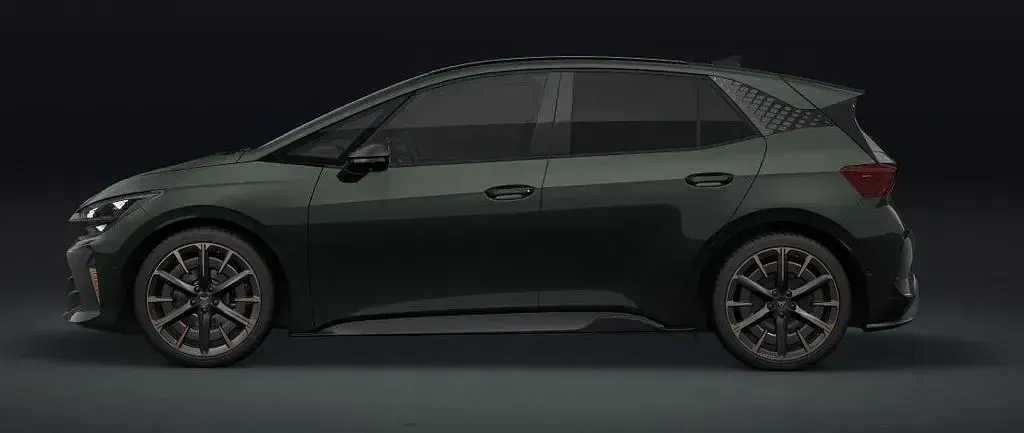 Neu Cupra Born VZ 239 kW (326 PS) 2026 Kleinwagen