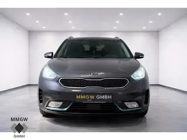 Gebraucht Kia Niro Vision 212 PS (155 kW) 2018 Grau SUV