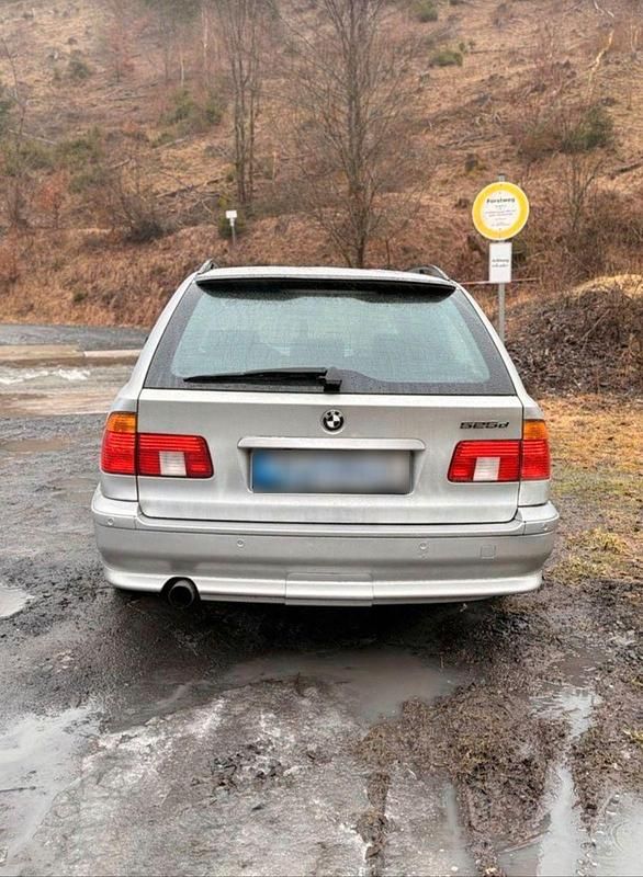 Second-hand BMW 525 163 CP (119 kW) 2003 Argintiu Break