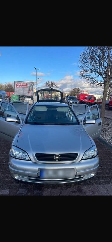 Second-hand Opel Astra 101 CP (74 kW) 1999 Argintiu Berlinǎ