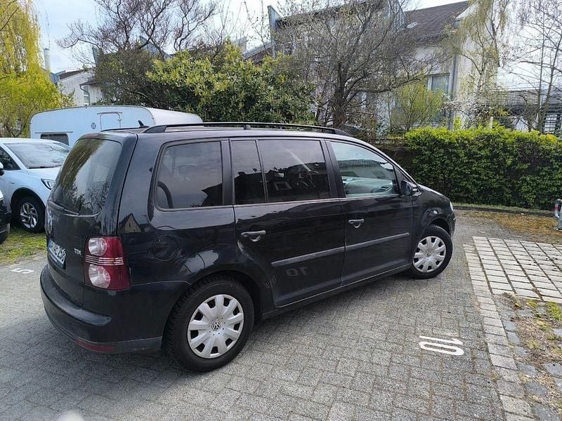 Gebraucht VW Touran Conceptline 90 PS (66 kW) 2009 Schwarz Van / Kleinbus
