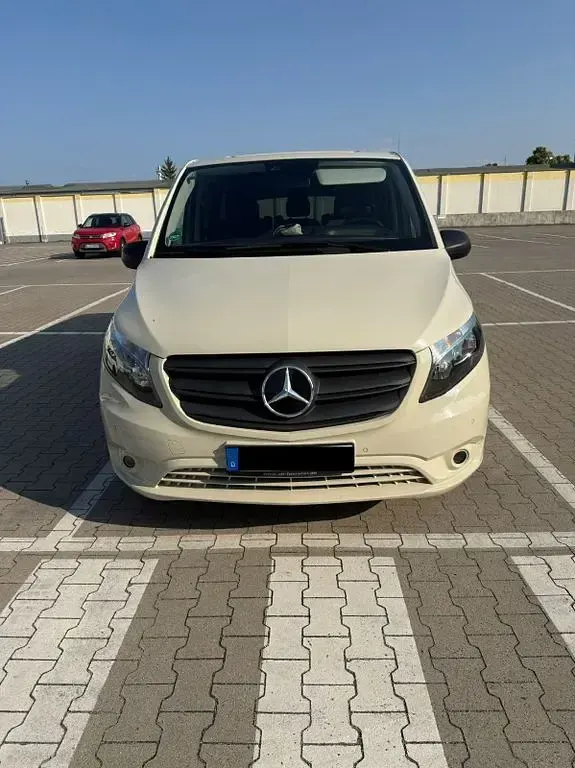 Gebraucht Mercedes Vito 163 PS (119 kW) 2021 Van