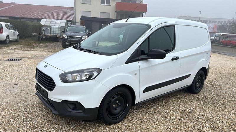 Gebraucht Ford Transit Trend 101 PS (74 kW) 2021 Weiß Van / Kleinbus