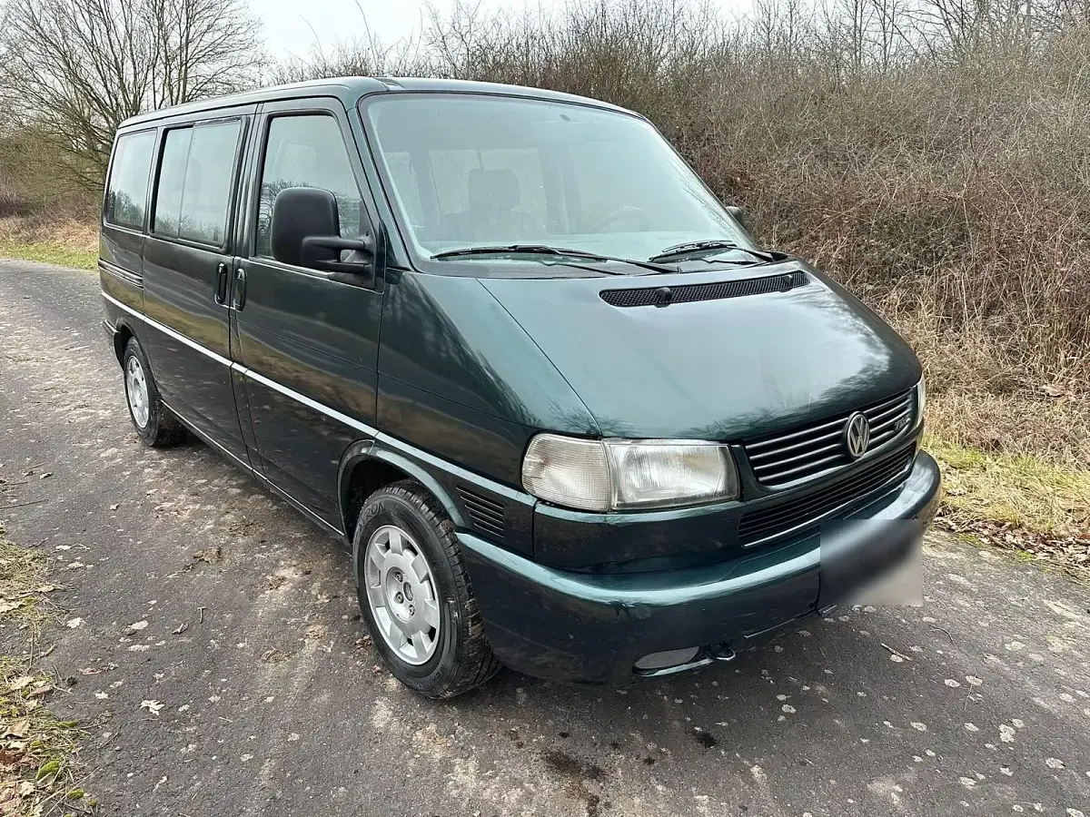 Gebraucht VW Multivan 102 PS (75 kW) 1997 Grün Van / Kleinbus