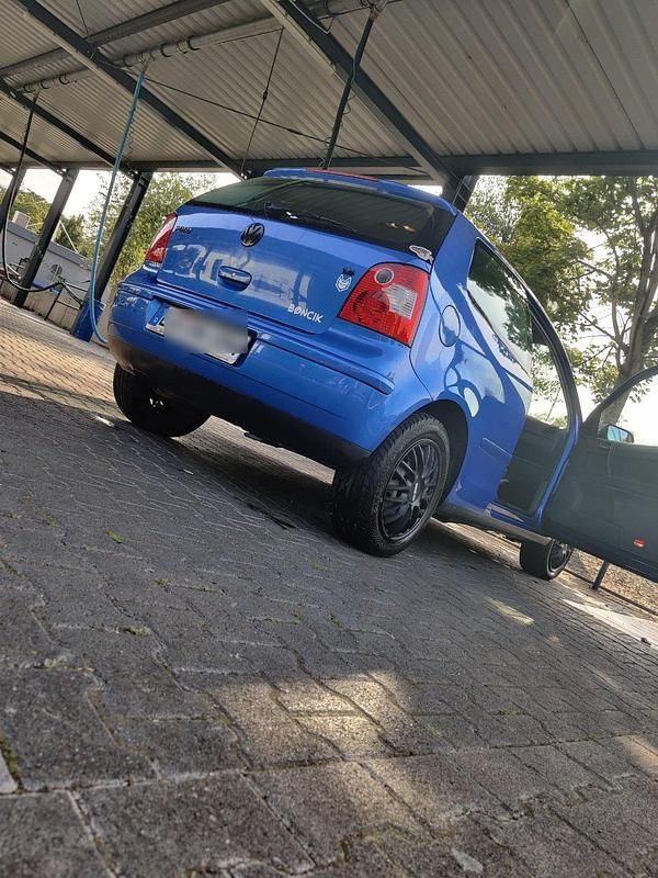 Blau Gebraucht 2002 VW Polo Coupé | 2.200 € (Fairer Preis) - Bild 1/4