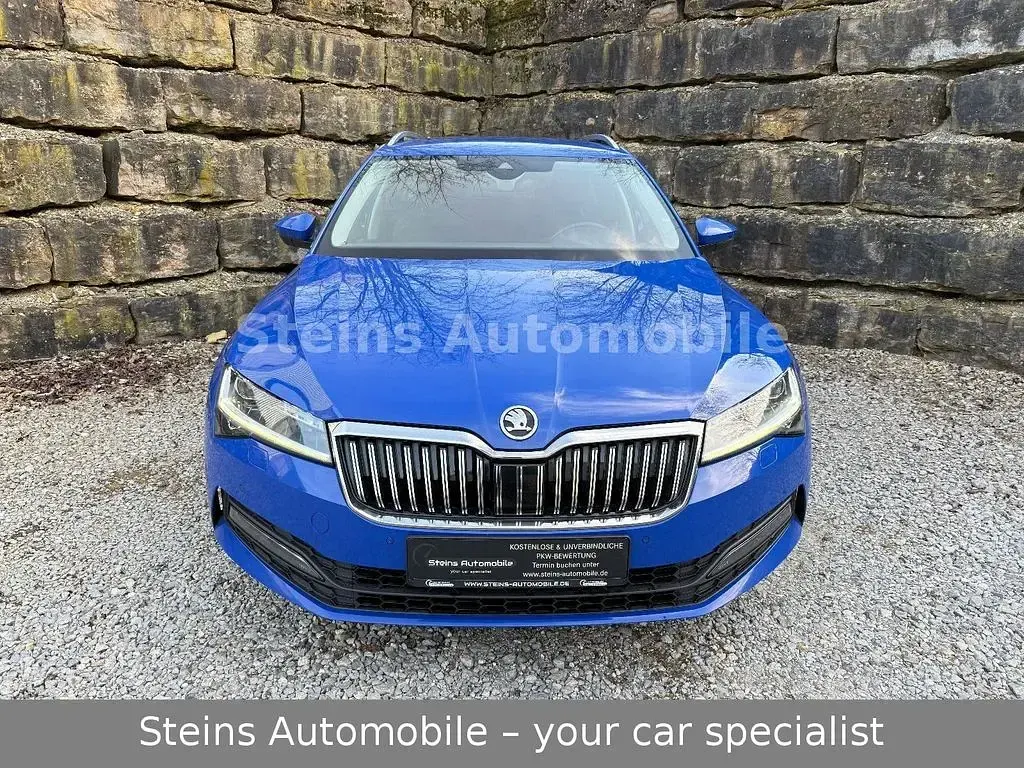 Gebraucht Skoda Superb Ambition 190 PS (139 kW) 2020 Blau Kombi