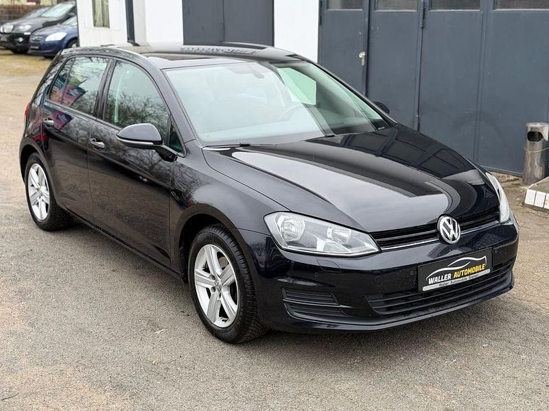 Gebraucht VW Golf VII 105 PS (77 kW) 2013 Schwarz Limousine