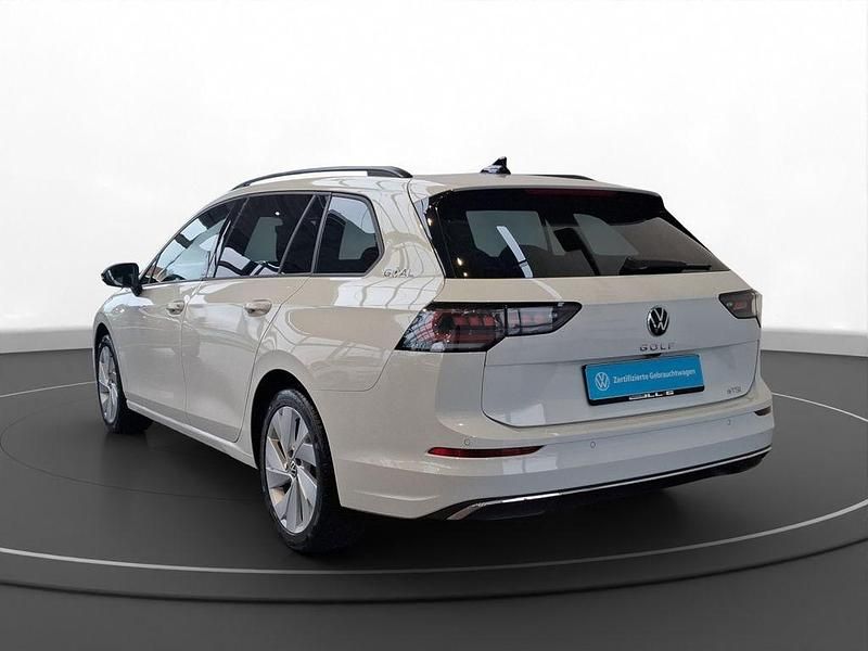 Gebraucht VW Golf VIII Goal 150 PS (110 kW) 2025 Pure white (weiß) Kombi