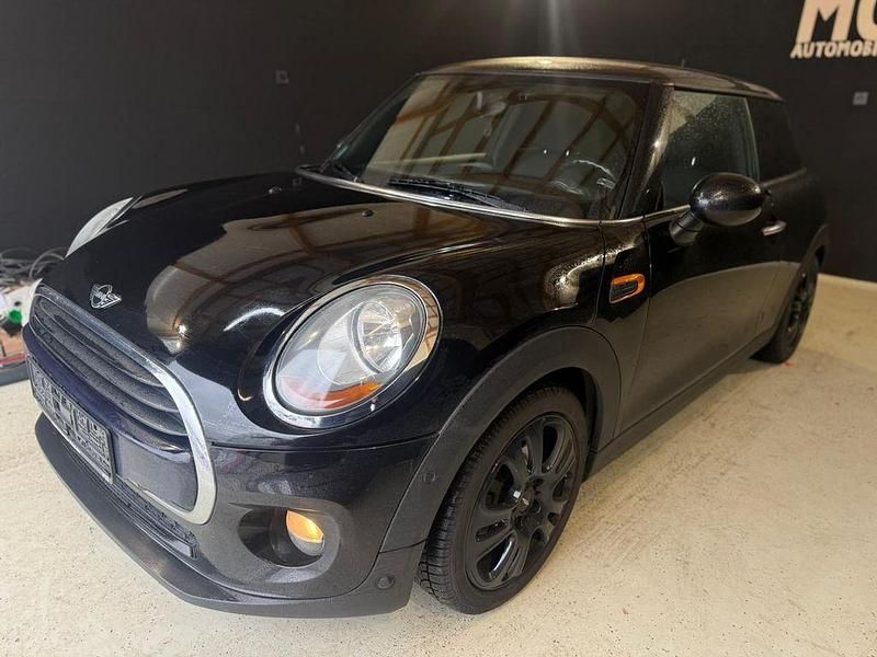 Gebraucht Mini John Cooper Works 116 PS (85 kW) 2017 Schwarz Kleinwagen