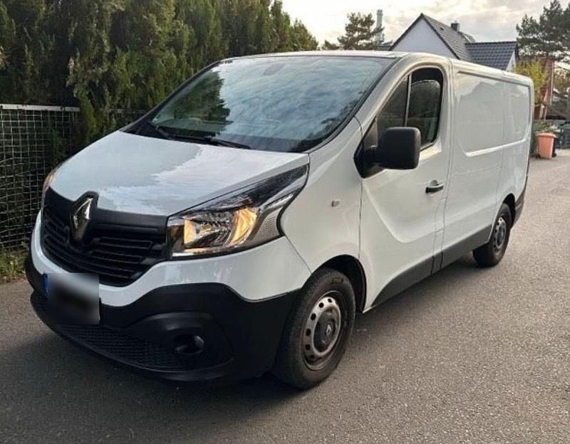 Weiß Gebraucht 2019 Renault Trafic Van | 10.700 € - Bild 1/4