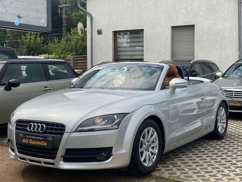 Silber Gebraucht 2010 Audi TT Roadster Design Cabrio | 10.850 € (Fairer Preis) - Bild 1/4