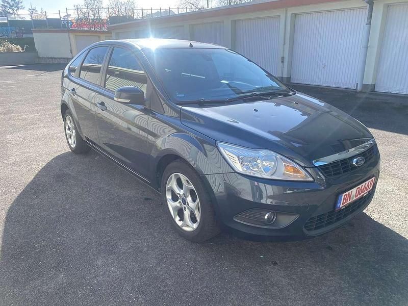 Gebraucht Ford Focus Style 101 PS (74 kW) 2008 Royalgrau met. Kleinwagen