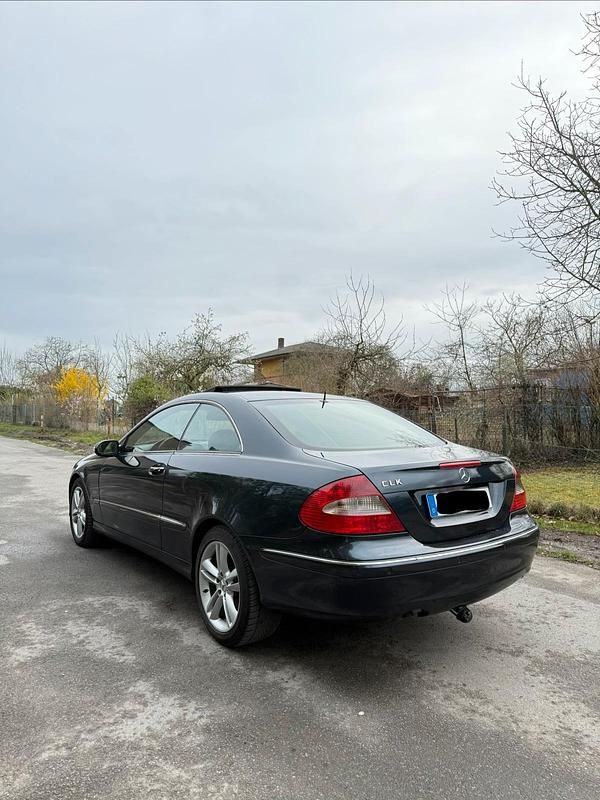 Gebraucht Mercedes CLK320 224 PS (164 kW) 2007 Schwarz Coupé