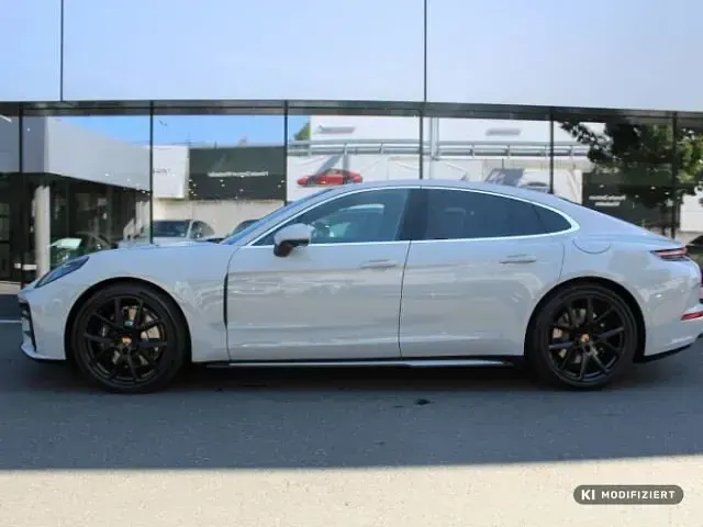 Neu Porsche Panamera 471 PS (346 kW) 2026 Kreide (weiss) Kleinwagen