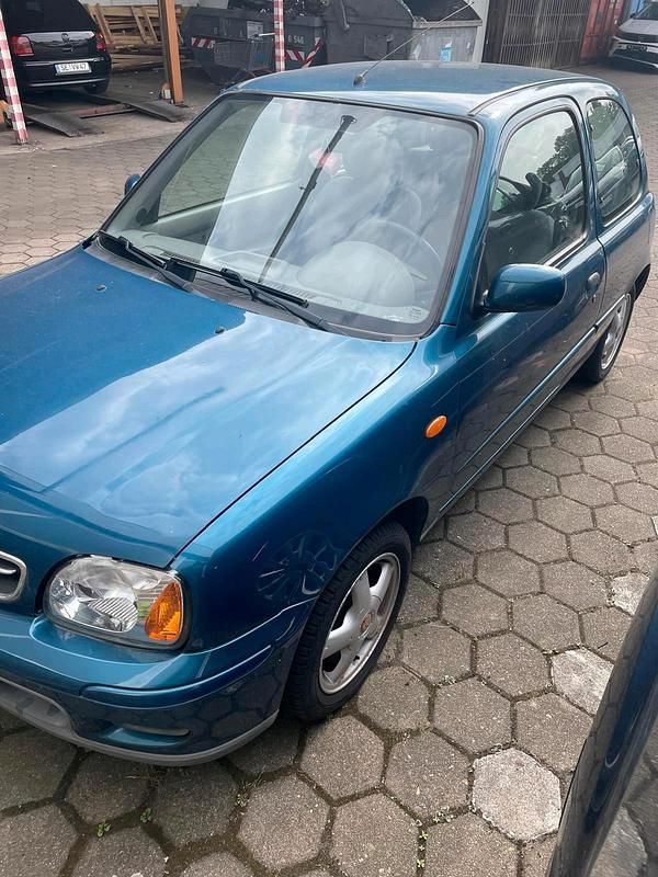 Blau Gebraucht 2001 Nissan Micra Kleinwagen | 1.099 € (Guter Preis) - Bild 1/4