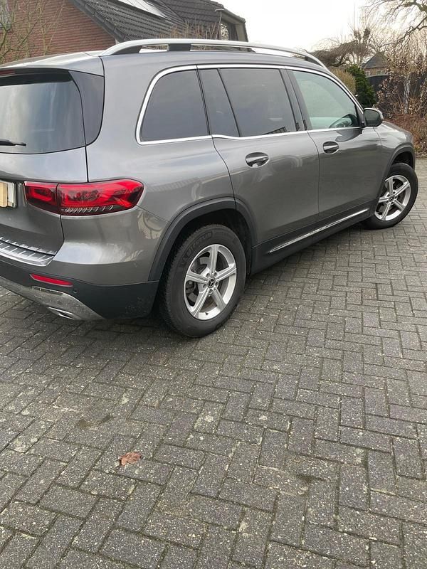 Gebraucht Mercedes GLB200 Progressive 150 PS (110 kW) 2020 Grau SUV