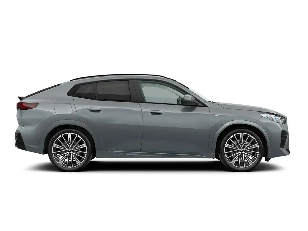 Neu BMW X2 M Sport 156 PS (114 kW) 2025 Grau SUV