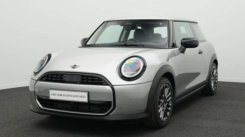 Grau Gebraucht 2024 Mini Cooper Classic Kleinwagen | 22.804 € (Guter Preis) - Bild 1/4