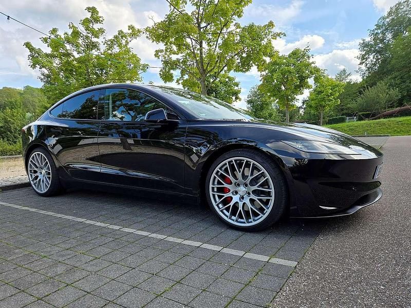 Gebraucht Tesla Model 3 Performance 339 kW (462 PS) 2025 Schwarz Limousine
