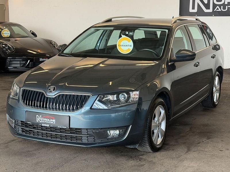 Gebraucht Skoda Octavia Style 116 PS (85 kW) 2017 Grau Kombi