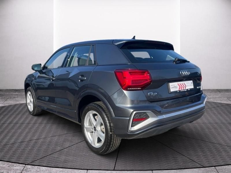 Neu Audi Q2 Ambiente 150 PS (110 kW) 2025 Grau SUV