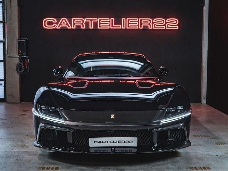 Neu Ferrari 12 Cilindri 831 PS (611 kW) 2025 Schwarz Cabrio