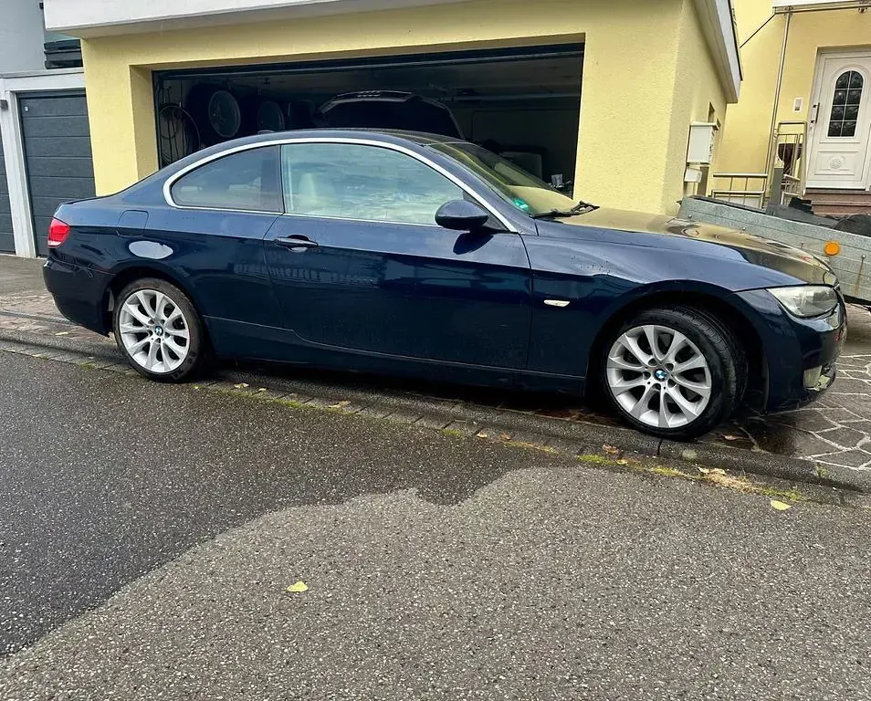 Gebraucht BMW 330 M Sport 272 PS (200 kW) 2006 Blau Coupé