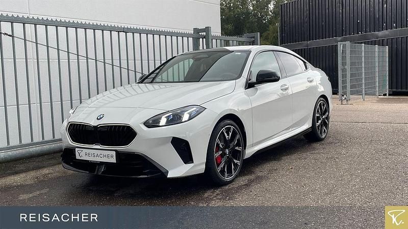 Weiß Gebraucht 2025 BMW 223 M Sport Coupé | 51.759 € - Bild 1/4