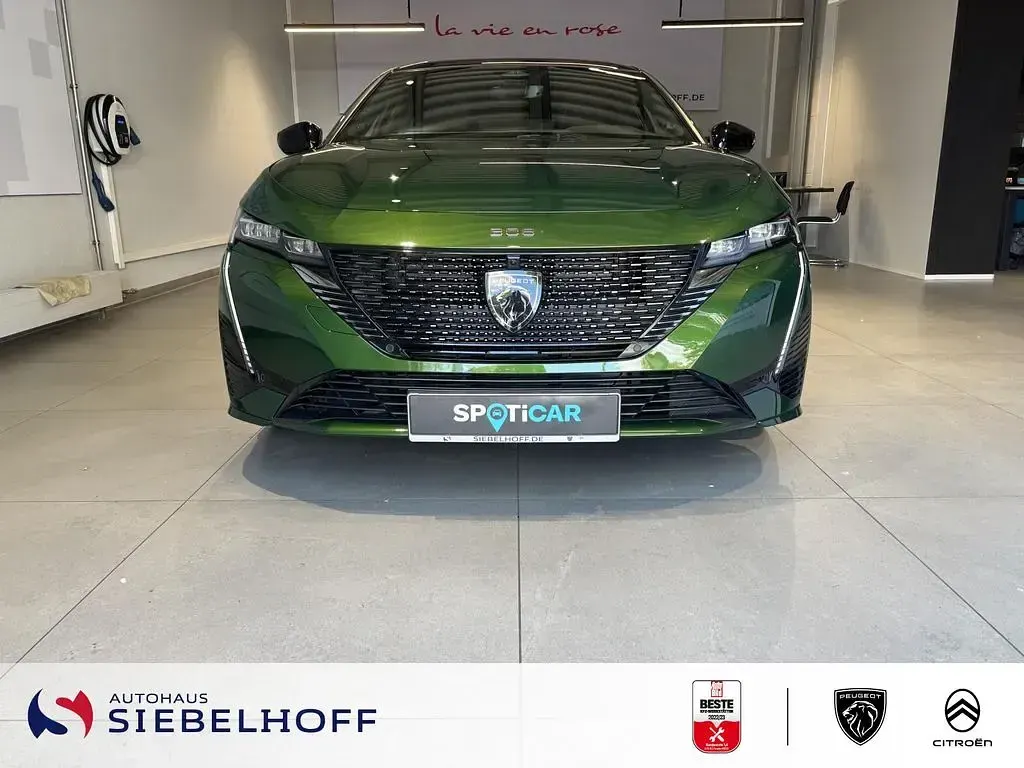 Gebraucht Peugeot 308 GT 136 PS (100 kW) 2024 Grün Limousine