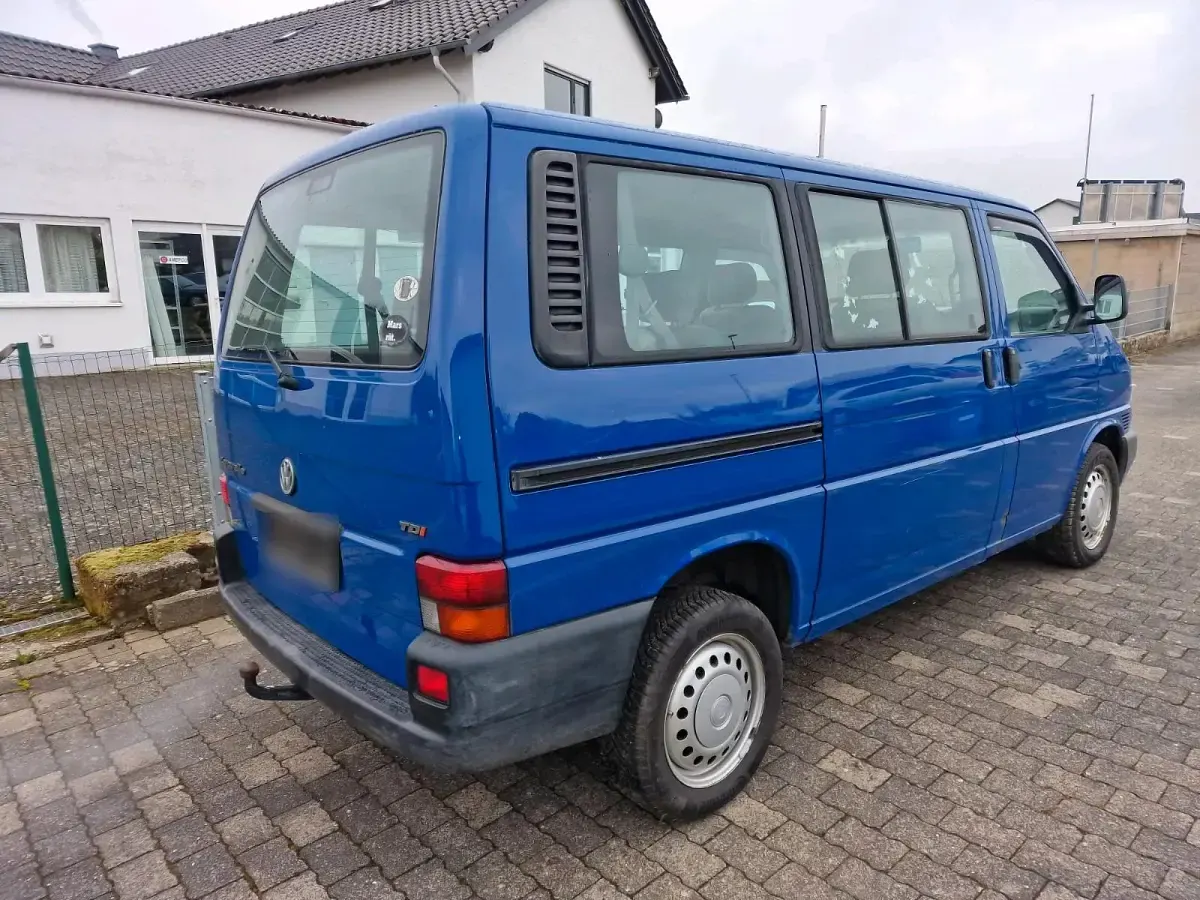 Używany VW T4 150 KM (110 kW) 2000 Niebieski Van