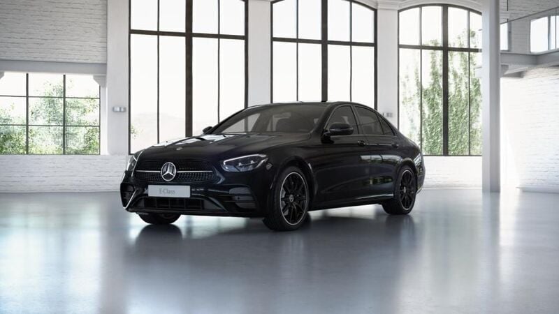 Gebraucht Mercedes E220 AMG 200 PS (147 kW) 2023 Unilack schwarz Limousine