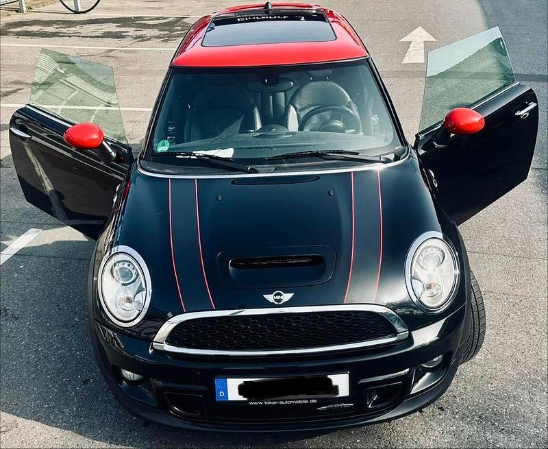 Gebraucht Mini John Cooper Works 211 PS (155 kW) 2010 Schwarz Kleinwagen