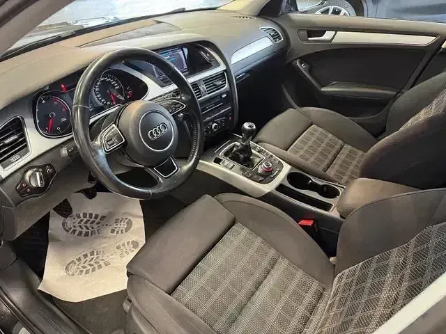 Używany Audi A4 Ambition 150 KM (110 kW) 2015 Czarny Kombi