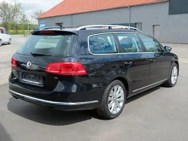 Gebraucht VW Passat Comfortline 160 PS (117 kW) 2012 Schwarz Kombi