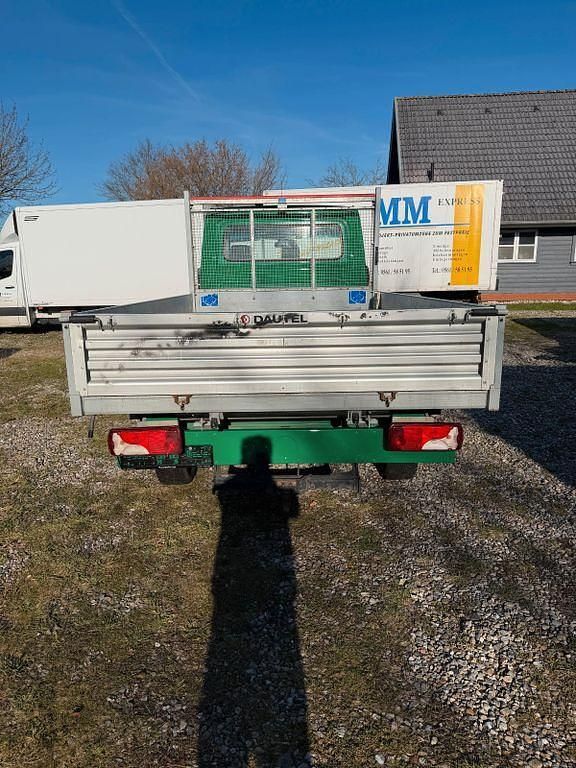 Gebraucht Mercedes Sprinter 170 PS (125 kW) 2023 Grün Van